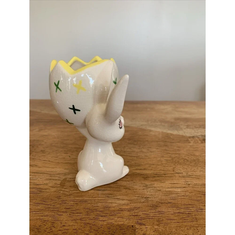 Vintage Ceramic Easter‎ Bunny Rabbit Holding Egg Holder Flower Vase Planter Pot